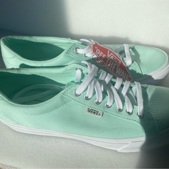 Vans Court Bay/True Shoes Woman’s 9.5 Mint Green - Picture 2 of 11